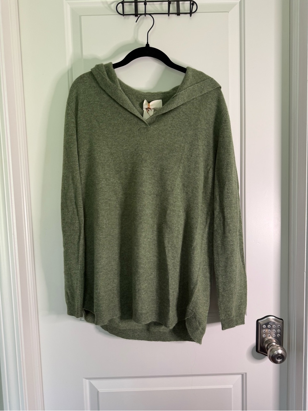 NWT 100% Cashmere Cynthia Rowley, Olive Green Hooded Sweater